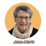 Anne-Marie, guide bénévole du Musée du Sabot